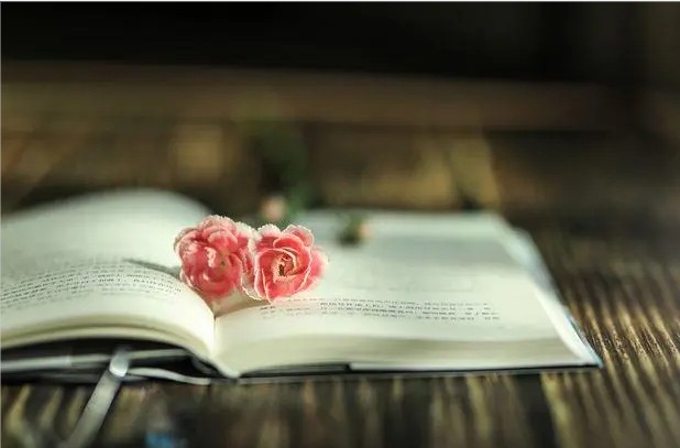 香港出书多少钱.jpg 香港出书多少钱.jpg